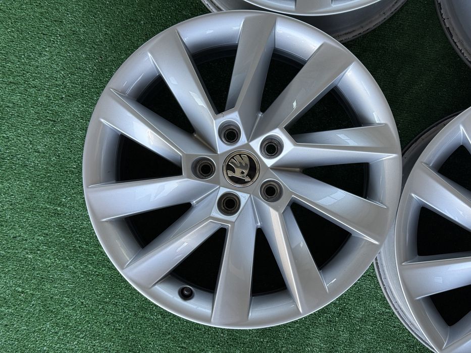 4бр. ОТЛИЧНИ 17” ОРИГИНАЛНИ Джанти 5х112 *STRATOS* за -SKODA Superb/AUDI/SEAT/VW/Vag- 7.0Jx17H2, ET40