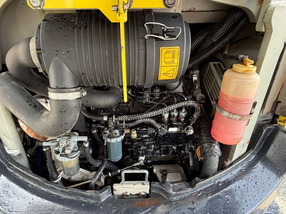 Miniescavator Yanmar 2,8 tone