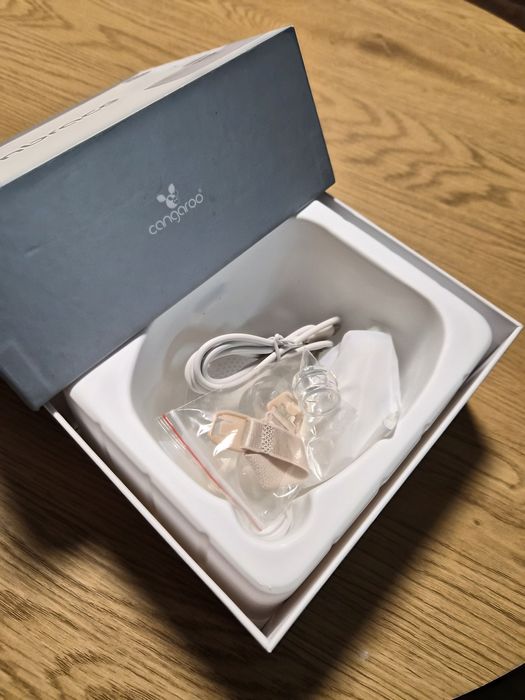 Cangaroo Embrace Помпа за кърма