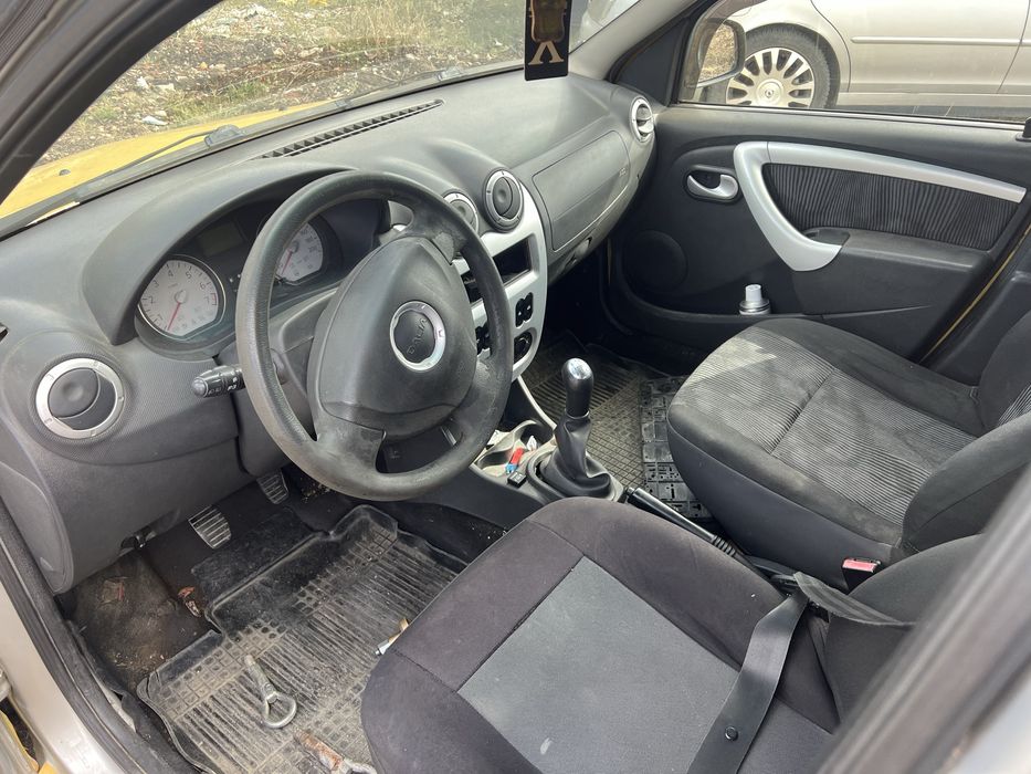 Dacia Logan 1.4 mpi , Дачия Логан На Части !!!