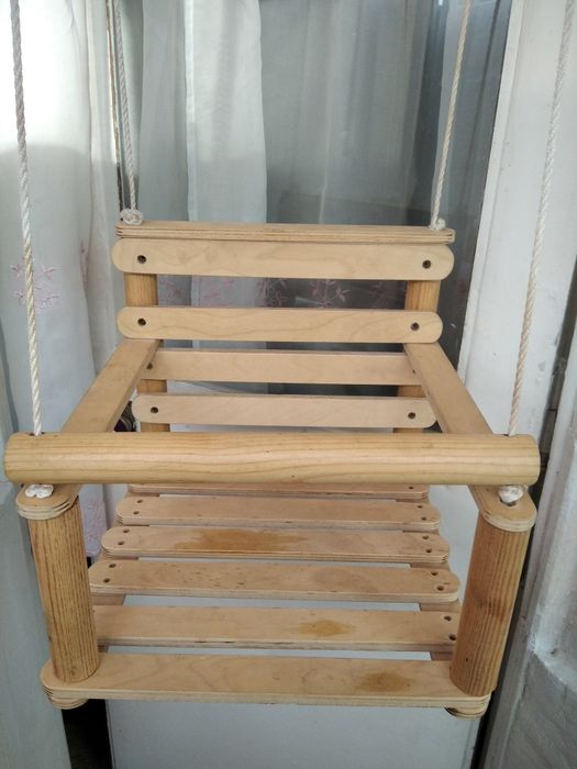 Продам  качельку детскую