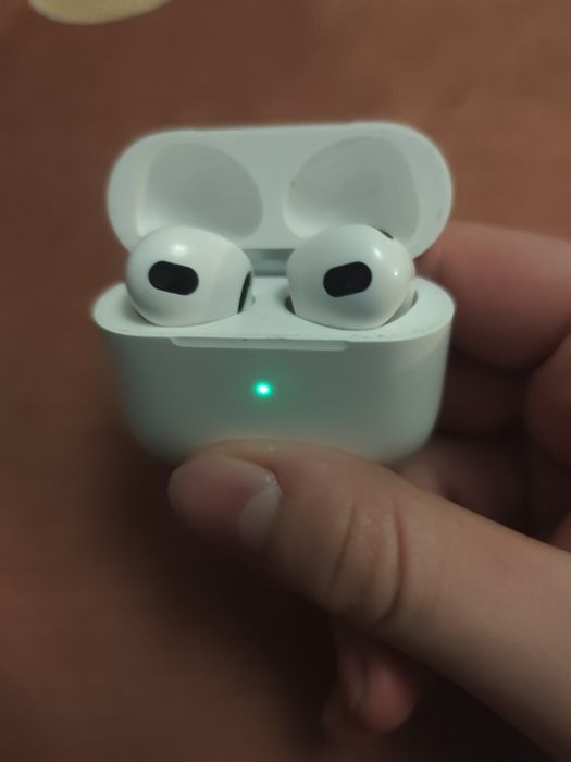 Продаю наушники  Appel