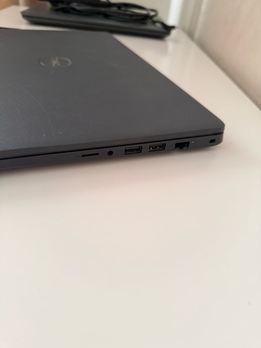Продаю ноутбук Dell Latitude 3410