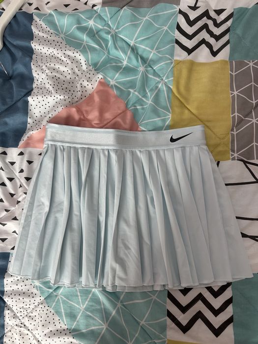 Nike тенис екипи