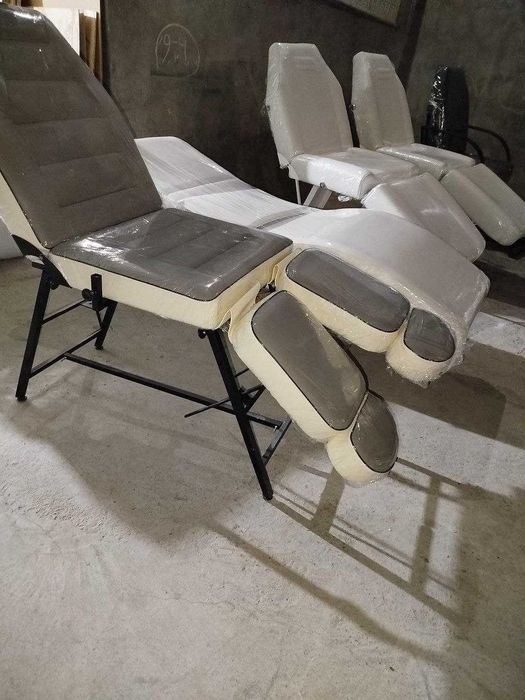 Kushetka chemodan 650.000 somdan  yana stul etajerka variant kop juda.