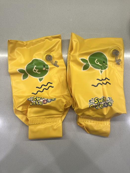 Нарукавники для плавания