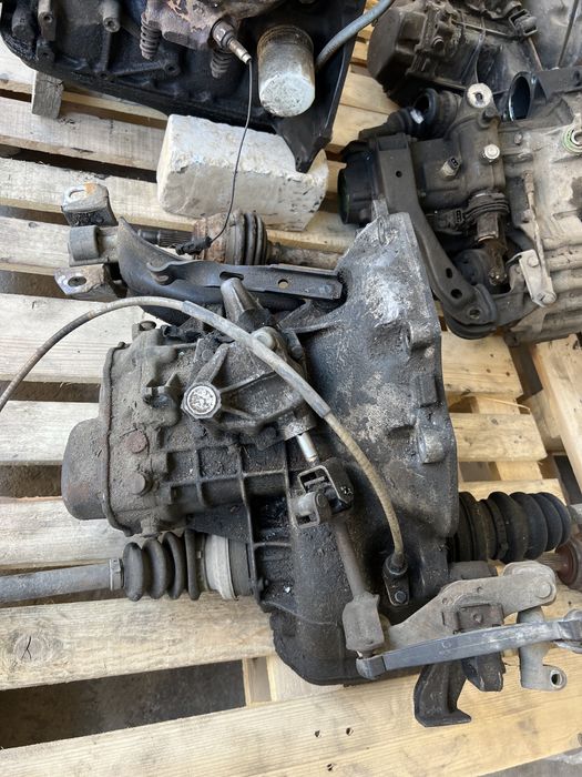 Каробка  Голф Опел Пассат привазной