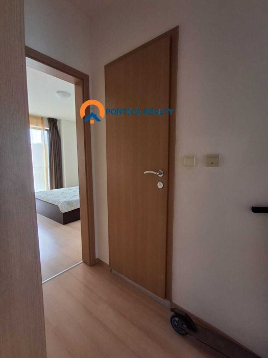 Тристаен с гледка море в Свети Влас