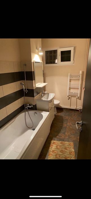 Apartament 2 camere podu ros proprietar