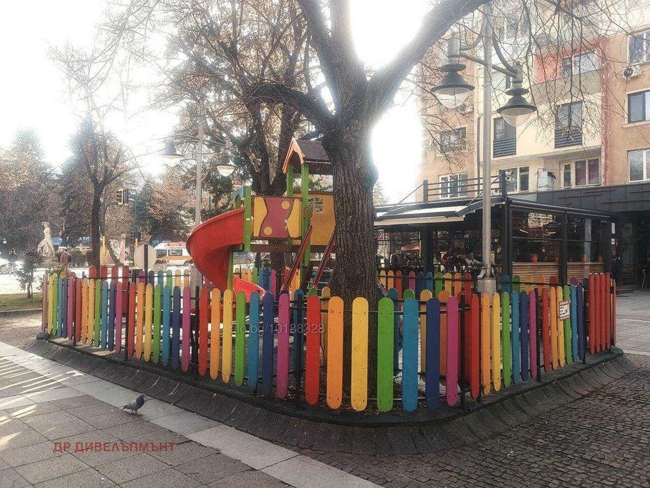 Продава се Тристаен апартамент в Кюстендил, Христо Ботев - 109 кв.м за 1200 €/кв.м - Снимка #15