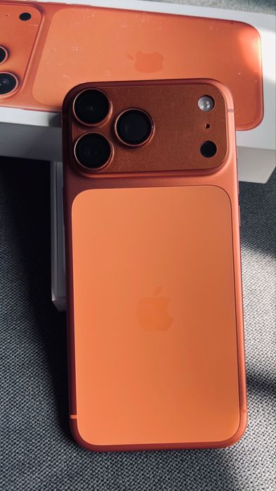 Айфон 17 pro max на 256gb