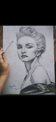 Desenez in creion portrete după fotografii