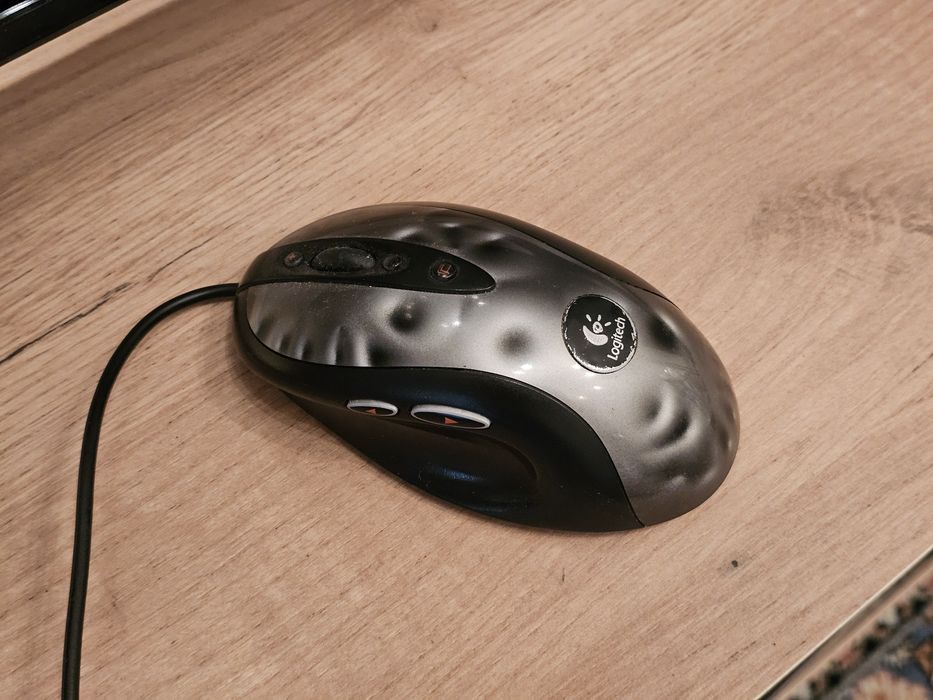 Logitech MX518 легендарная игровая мышка