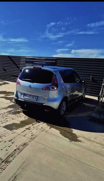 RENAULT Scenic 2010 — imagine 4