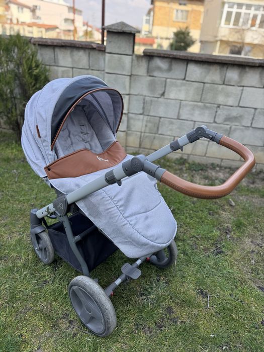 Бебешка количка BabyActive Mommy