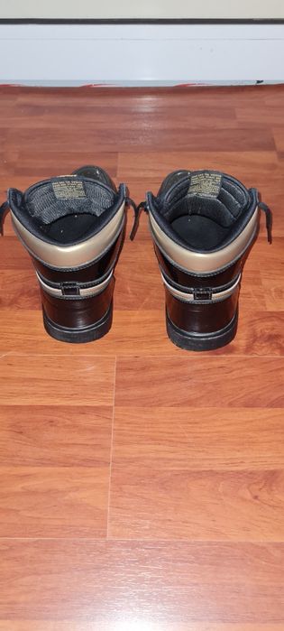 Jordan 1 high Black metalic gold