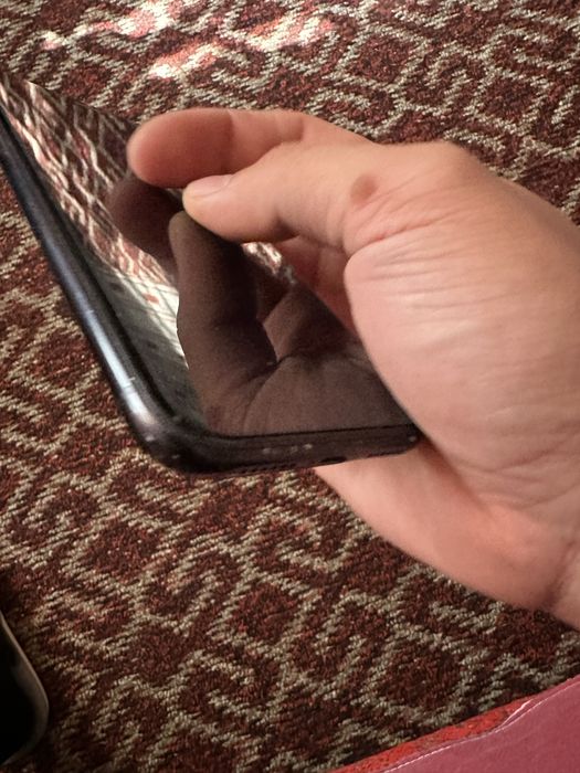 Срочно айфон XR 256гб