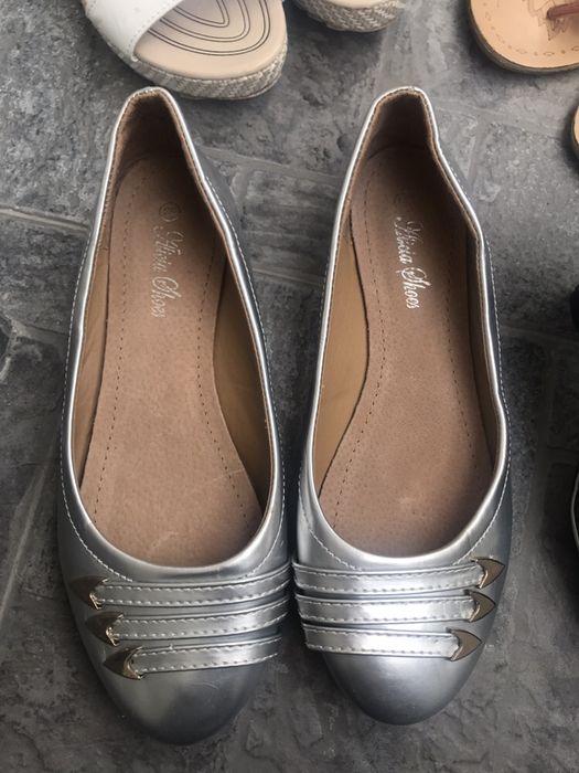 Нови обувки по 4 лв. за брой