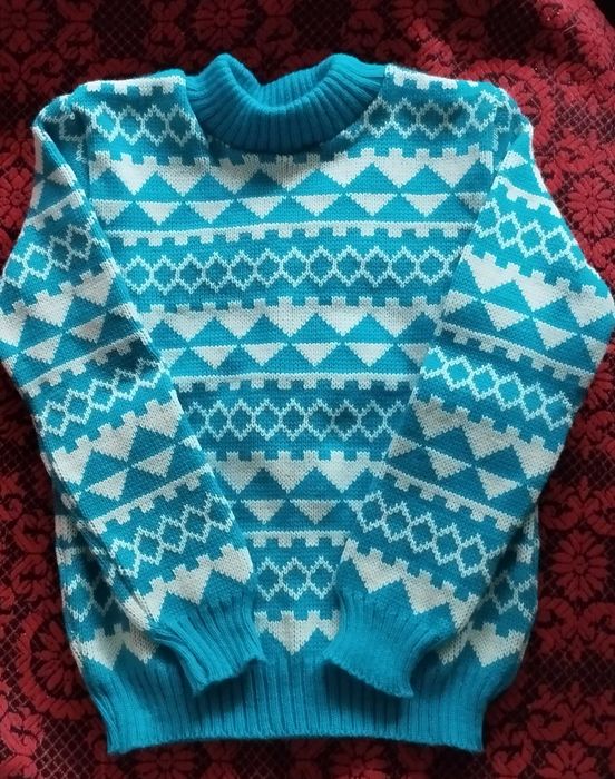 Ново детско пуловерче  128/60