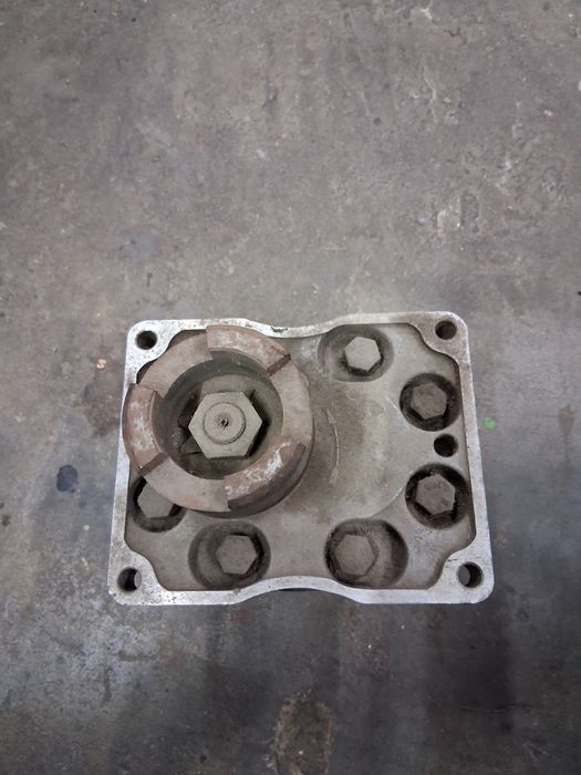 Хидравлична помпа