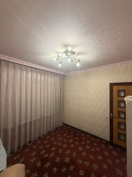 Srochna 5 xona yarmi nejiloy qilingan 2ta kadastrli kvartiramiz sotila