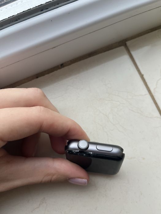 Apple Watch Seria 3 - pentru piese