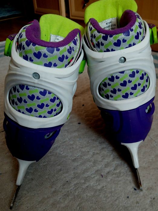 Коньки размер 34-37.