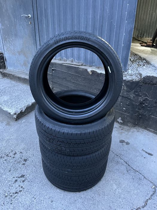 Летние Шины235/45/18