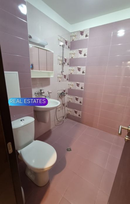 Дава се под наем Тристаен апартамент в София, Център - 87 кв.м за 561 € - Снимка #6