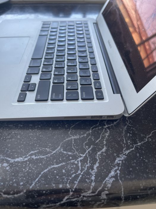 Масвоок Air 2011 года