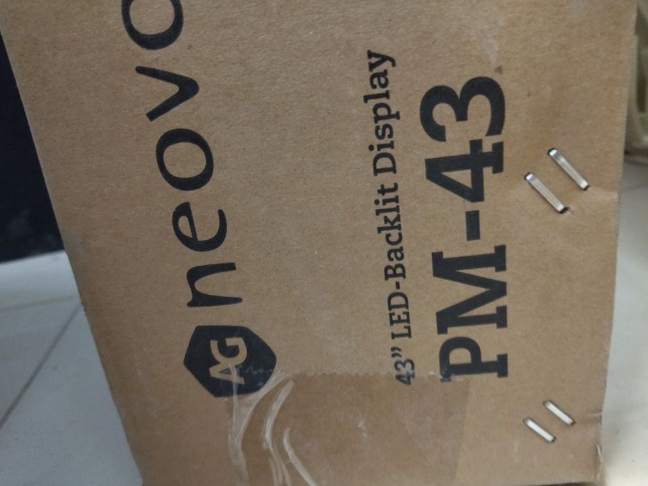 Монитор Neovo PM43/видеонаблюдение