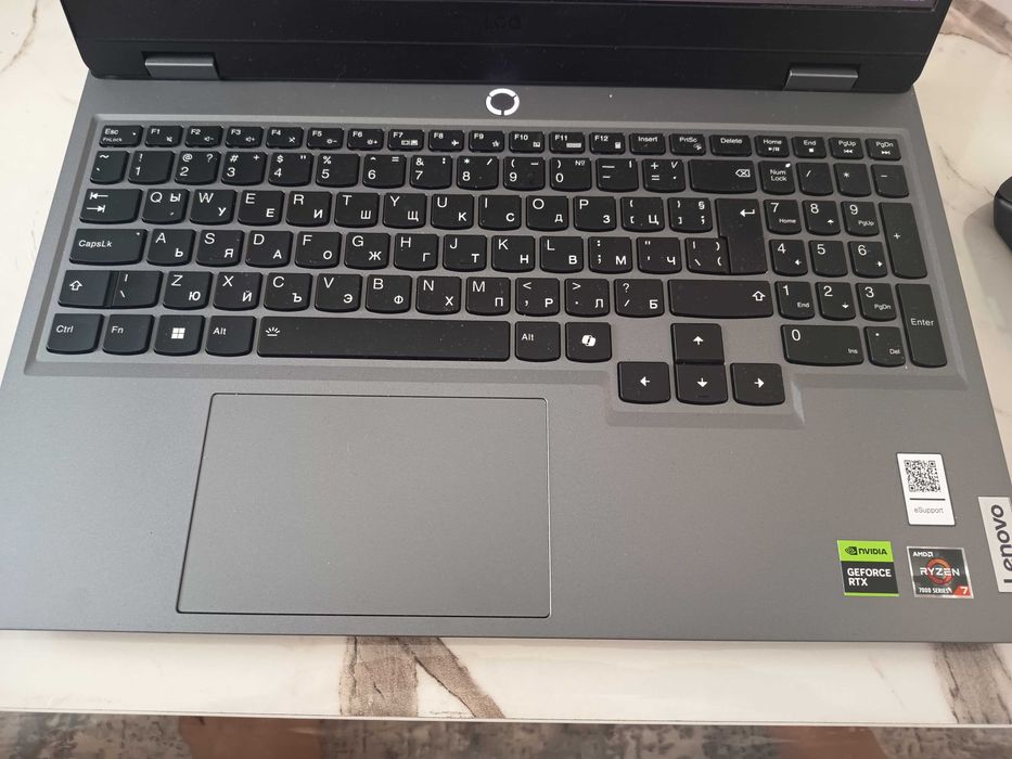 Lenovo LOQ 15ARP9