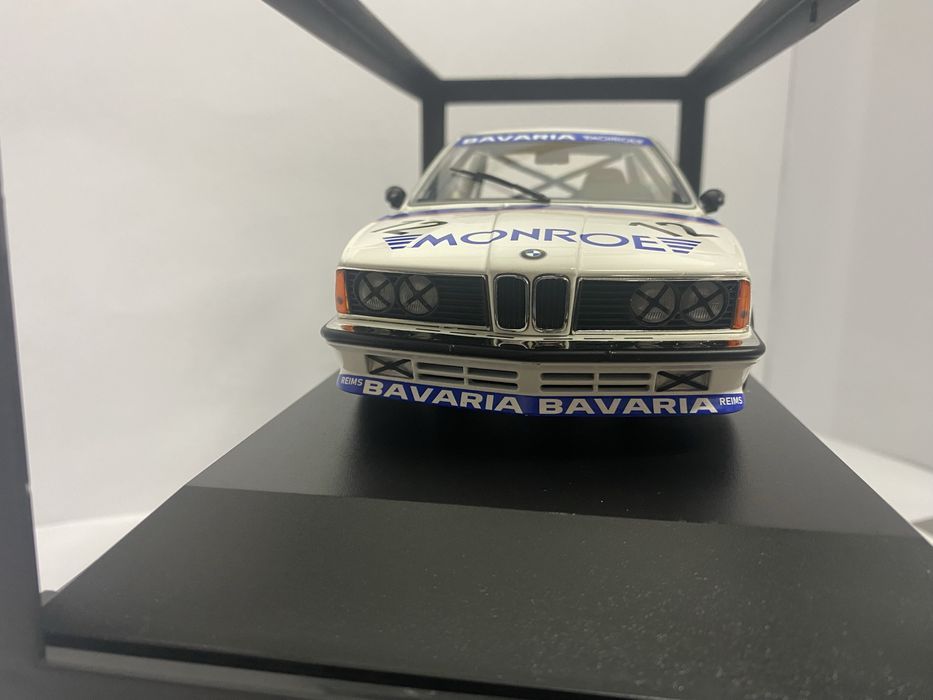 MINICHAMPS BMW 635 CSi machetă auto scara 1:18 25cm ed limitata 300buc