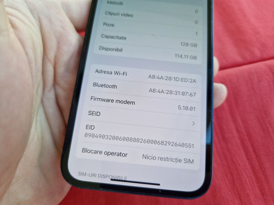 -Iphone 12Mini, Black, 128Gb 4Ram, Bat: 77% stare foarte buna semne normale uzura poze reale doar telefonul nici o reparatie nici o restrictie
