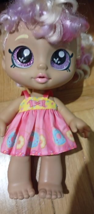 Vând păpușă Kindi Kids originală, în stare foarte bună.
Model atractiv