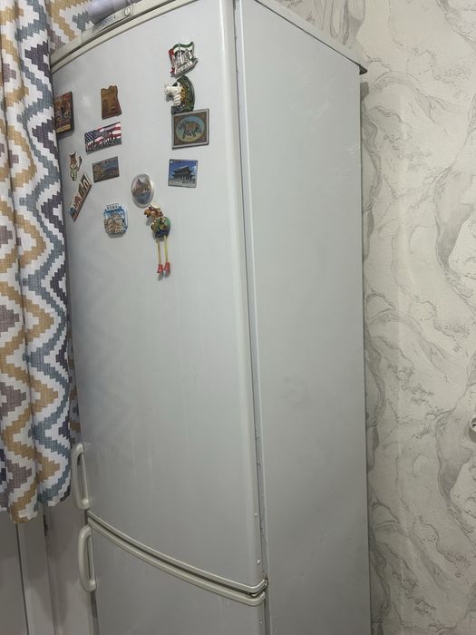 продам холодильник Бирюса