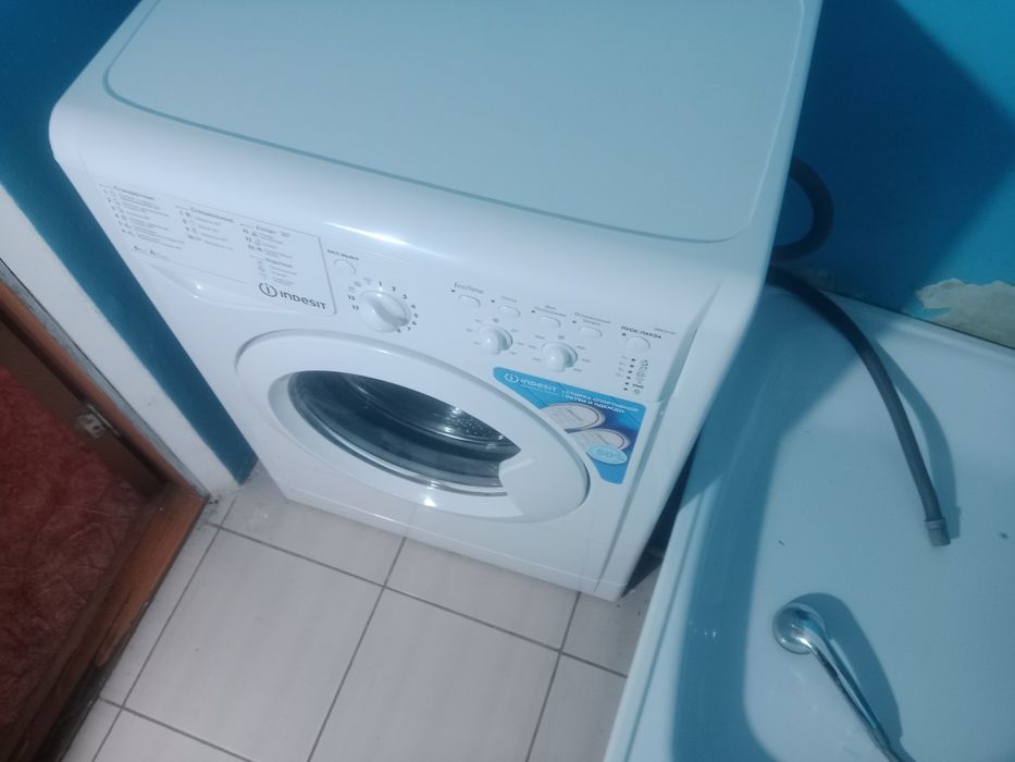 Продам почти новая срочно