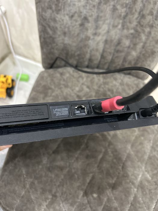 PlayStation 4Slim 1Tb