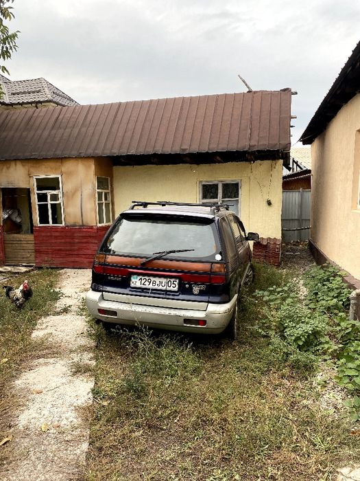 Продам Митсубиси шариот