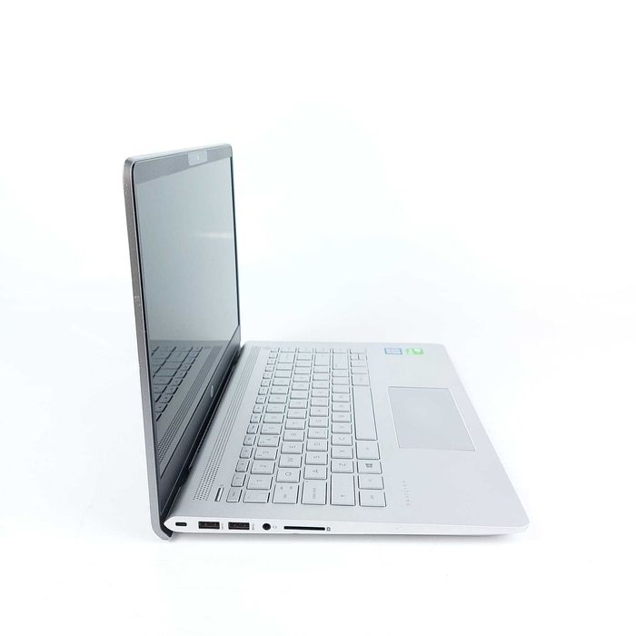 Лаптоп HP Pavilion 14-bf0xx i7-7500U 8GB 256GB NVMe ГАРАНЦИЯ