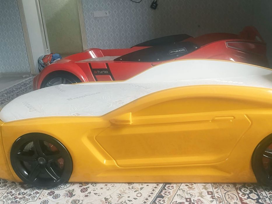 Детская машина кровать