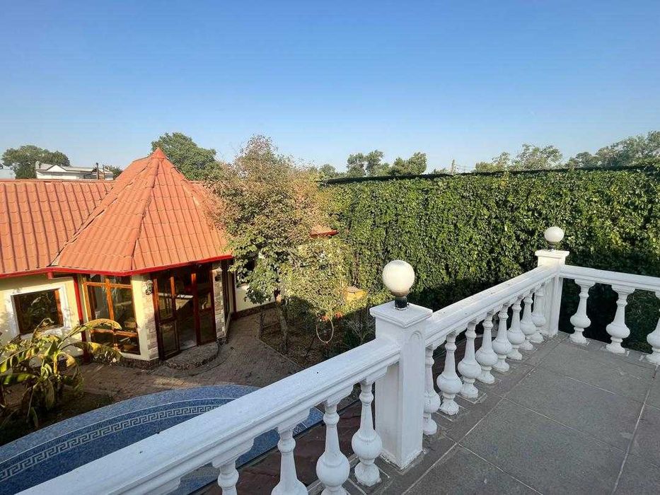 Дом/участок. Мирабадский. Под бизнес. Азербайджанский центр. Аэропорт.