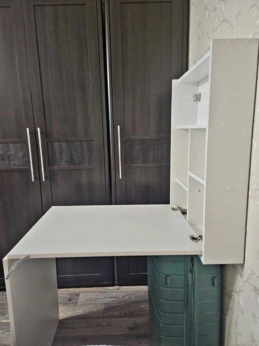 Столик складной настенный