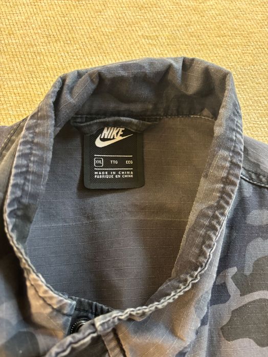 Мъжки дрехи NIKE, Lacoste