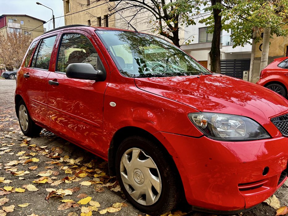 Vând Mazda 2 – 2003, 1.3 benzină, 126.000 km - 1100€
