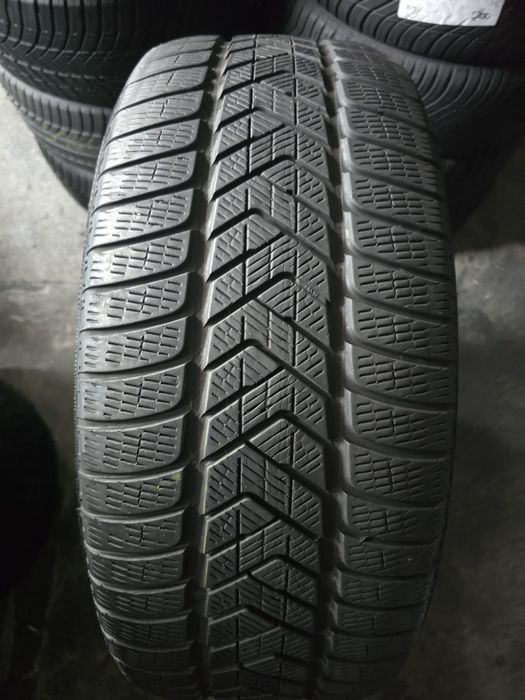 Pirelli 255/55 R19 111V MS iarnă
