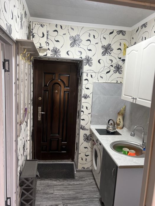 Срочно продам свою 2х комн квартиру на лисунова 1