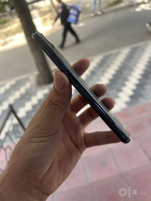 Iphone 11 pro srochni