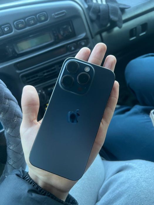 продам iphone 15pro