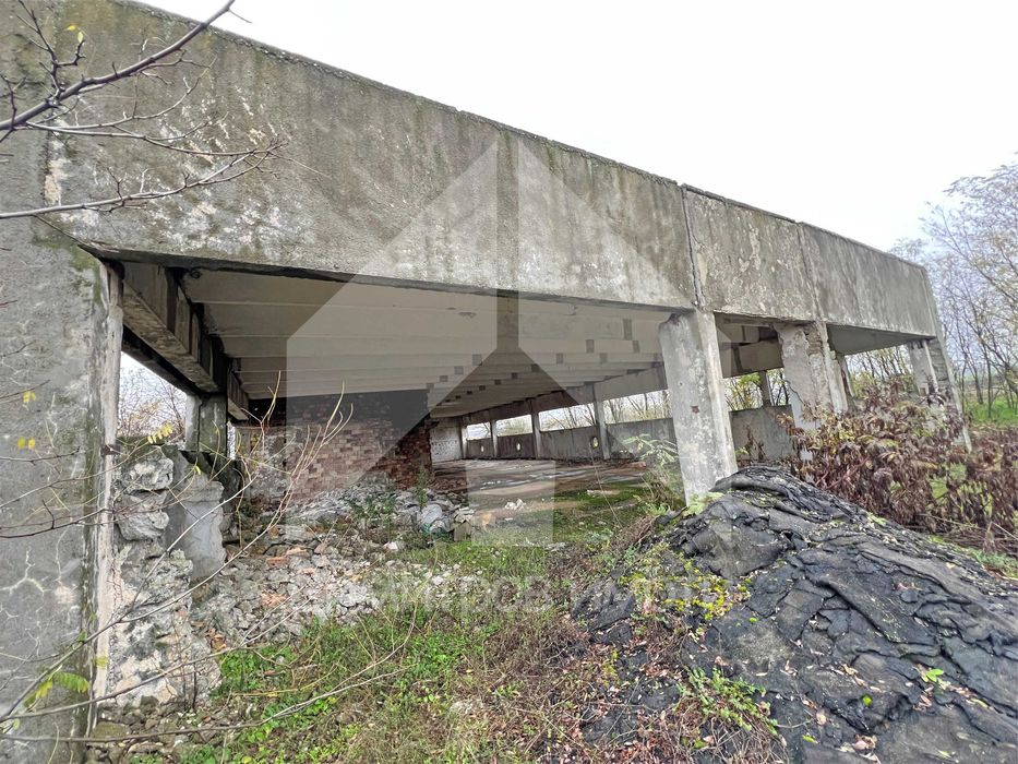 Продава се Склад в с. Никола Козлево, Област Шумен - 610 кв.м за 210 €/кв.м - Снимка #6